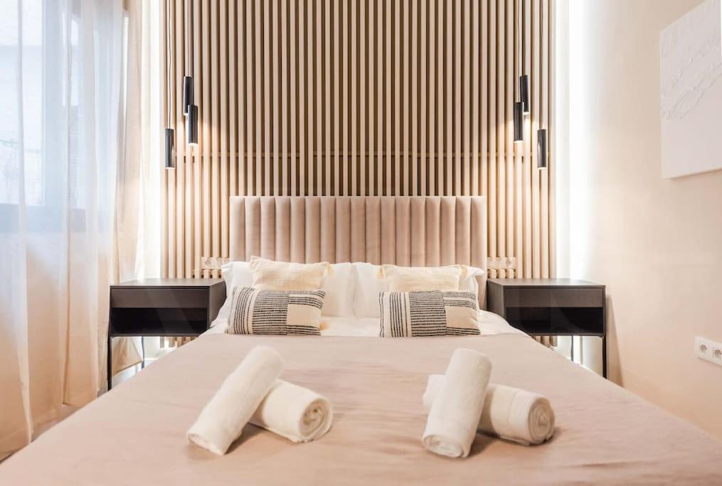 Contemporary Minimalist Apartment By Rems Málaga Exterior foto